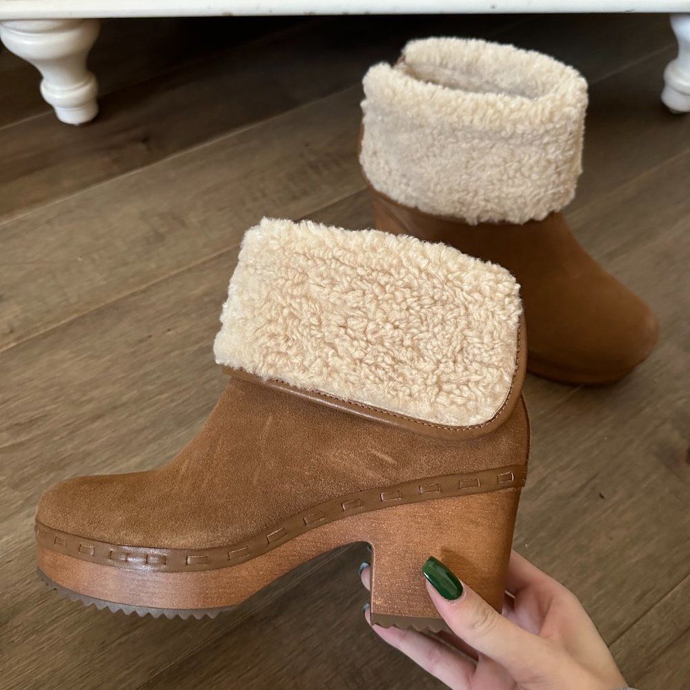DSW Crown Vintage Seloina Bootie - Picture 5 of 10